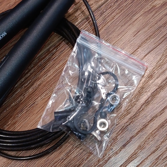 NWT... SURVIVAL AND CROSS JUMP ROPE. #5938 - Picture 5 of 8